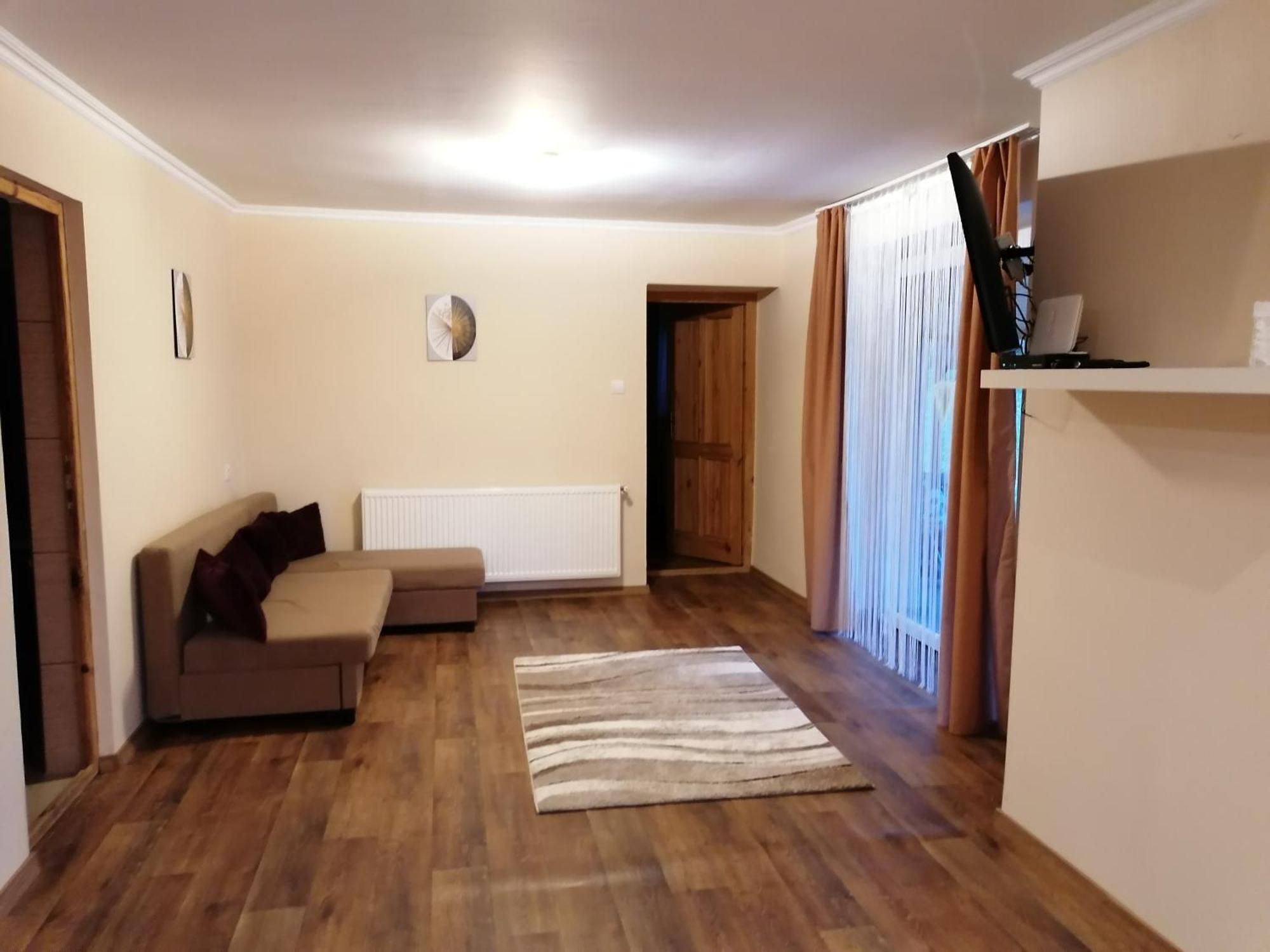 Apartment Toelgyes - Voelgy Vendeghaz *
